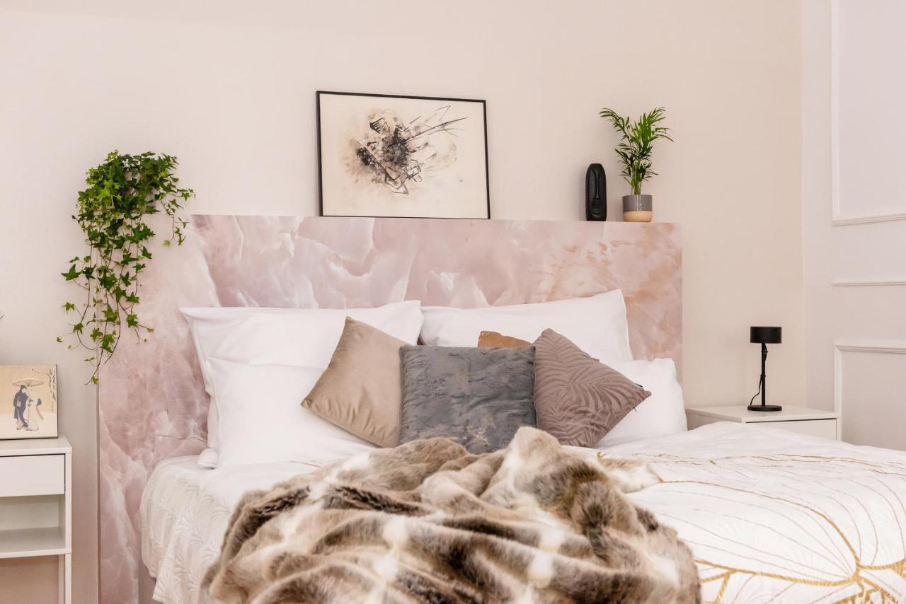 90sqm 2BR Biz LOFT - 5min Central Station Berlino Esterno foto